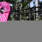 El lazo rosa símbolo de la lucha contra el cáncer de mama. / V.G. -