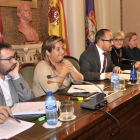 Miembros del equipo de Gobierno ayer en el pleno-V.G.