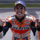Marc Márquez (Honda) muestra su felicidad tras ganar en Malasia.-REPSOL MEDIA / JAIME OLIVARES