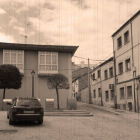 La fotografía es una imagen actual de la plaza de San Pedro, en cuyos alrededores había una cantina, identificada en el juicio como «la taberna de la viuda de Casado».-