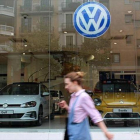 Concesionario de Volkswagen en la calle del Comte dUrgell de Barcelona.-CAMILA TOVAR TRUJILLO