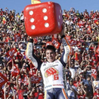 Marc Márquez celebró así su sexto título mundial, en Cheste (Valencia), el pasado mes de noviembre.-MIGUEL LORENZO