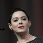 Rose McGowan, durante una convención feminista en Detroit, en octubre del 2017.-AP / PAUL SANCYA