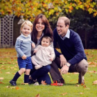 Imagen con la que los duques de Cambridge y sus hijos han felicitado la Navidad.-AFP / CHRIS JELF
