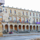 Fachada del Ayuntamiento de Soria.-MARIO TEJEDOR
