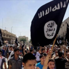 Partidarios del Estado Islámico en una manifestación en Mosul en junio del 2014.-AP PHOTO