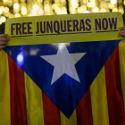 Pancarta por la libertad de Oriol Junqueras en el paseo de Gracia de Barcelona-AFP