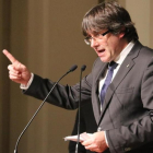 Carles Puigdemont, durante su discurso en el acto de Bruselas con alcaldes del pasado 7 de noviembre.-PERIODICO (ACN / LAURA PONS)