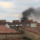 La columna de humo, visible desde buena parte de Soria, motivó la rápida intervención. HDS