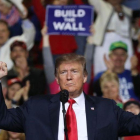 Donald Trump durante su acto en El Paso para defender la construcción del muro.-JOE RAEDLE (AFP)