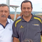 Fernando Arribas, a la derecha, junto al delegado de caza José Manzano. / Delegación de Caza-