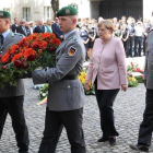 Angela Merkel, en el homenaje a los héroes de la ’Operación Walkiria’.-EFE / FELIPE TRUEBA