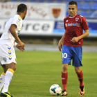 Julio Álvarez podría retrasar su posición para formar en el centro del campo que juegue en Eibar / Diego Mayor-