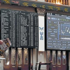 Aspecto del patio de operaciones de la Bolsa de Madrid.-DAVID CASTRO