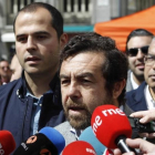 El secretario general del grupo parlamentario de Ciudadanos, Miguel Gutiérrez, comparece ante los medios y valora la actitud de Pérez Oteiza.-VÍCTOR LERENA
