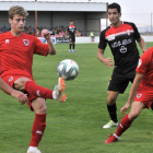 Vidorreta y Guillermo en el encuentro de ayer entre Numancia y UD Logroñés en la Ciudad del Fútbol.-Valentín Guisande