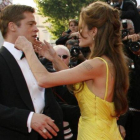 Brad Pitt y Angelina Jolie, en mayo del 2007.-REUTERS / JEAN-PAUL PELISSIER