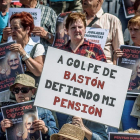 Concentración convocada por los colectivos de jubilados para reivindicar unas pensiones dignas. /-JAVIER ZORRILLA