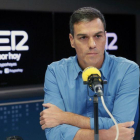 El secretario general del PSOE, Pedro Sánchez, durante la entrevista concedida esta manana en la Cadena Ser.-MARISCAL (EFE)