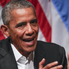 Obama, en su primer acto público tras dejar la presidencia de EEUU, en la Universidad de Chicago, el 24 de abril.-EFE / TANNEN MAURY