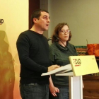 Quim Arrufat y Eulàlia Reguant, en la rueda de prensa posterior al consejo político de la CUP.-