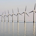 Parque eólico en la isla danesa de Samso.-REUTERS / BOB STRONG