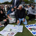 Christchurch recuerda en silencio a las víctimas del ataque contra las mezquitas.-EFE