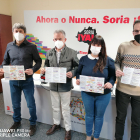 Los candidatos de Soria Ya con el programa para las elecciones. HDS