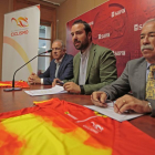 Juan Luis López, Ángel Hernández y Roberto Coca, ayer, en la persentación del Campeonato de España.-MARIO TEJEDOR