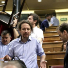 Pablo Iglesias, en el segundo día del debate de investidura de Pedro Sánchez.-DAVID CASTRO