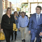 Alfonso Fernández Mañueco, a su llegada a la sede del PP de Soria.-Valentín Guisande