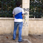 Siete sorianos han sido multados en 2011 por orinar en la calle. / ÁLVARO MARTÍNEZ-