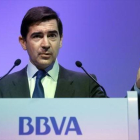 El consejero delegado del BBVA, Carlos Torres, en una presentación de resultados.-EFE / J. J. GUILLÉN