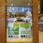 Uno de los 44 comercios verdes que existen en la capital. / DIEGO MAYOR-