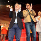 Pedro Sánchez y el líder de los socialistas canarios, Ángel Víctor Torres, durante la campaña.-EFE