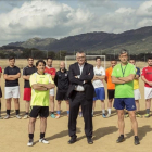 Raúl Ruiz, Michael Robinson y Pablo Alfaro, participantes en el nuevo programa de #0 'Caos FC'.-ENRIQUE CIDONCHA