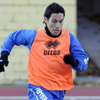 Del Pino será baja ante el Alcoyano por sanción. VALENTÍN GUISANDE-