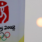 El logotipo de los Juegos Olímpicos de Pekín 2008.-EFE / GERO BRELOER