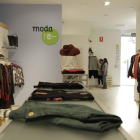 Imagen tomada ayer del interior de la tienda de Moda-re.-LUIS ÁNGEL TEJEDOR