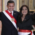 Humala junto a Ana Jara, en la ceremonia de juramento de la primera ministra peruana, el 22 de julio en Lima.-Foto: AFP
