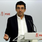 Mario Jiménez comparece tras la reunión de la gestora del PSOE.-