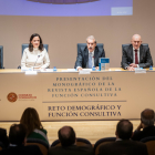 Presentación ayer en la Delegación Territorial del ‘Reto demográfico y función consultiva’. GONZALO MONTESEGURO