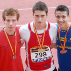 Saúl Martínez con el oro como campeón de España juvenil.-