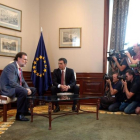 Mariano Rajoy y Pedro Sánchez durante su primera reunión tras el 26-J, en el Congreso de los Diputados.-DAVID CASTRO