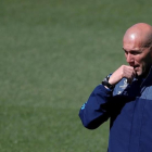 Zidane, durante un entrenamiento con el Madrid en Valdebebas.-REUTERS / ANDREA COMAS