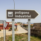 Acceso a un polígono industrial en la provincia de Soria. MARIO TEJEDOR