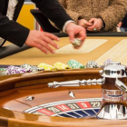 La relación entre el juego tradicional y el juego online-