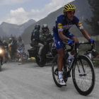 El francés Julien Alaphillipe durante la etapa de este martes-JEFF PACHOUD (AFP)