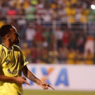 Neymar disfrutó en un partido que ganó su equipo por 13-9.-REUTERS / LEONARDO BENASSATTO