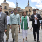 Posada, Catalá, Angulo, Peregrina y López Represa en la plaza Mayor burgense.-VALENTÍN GUISANDE